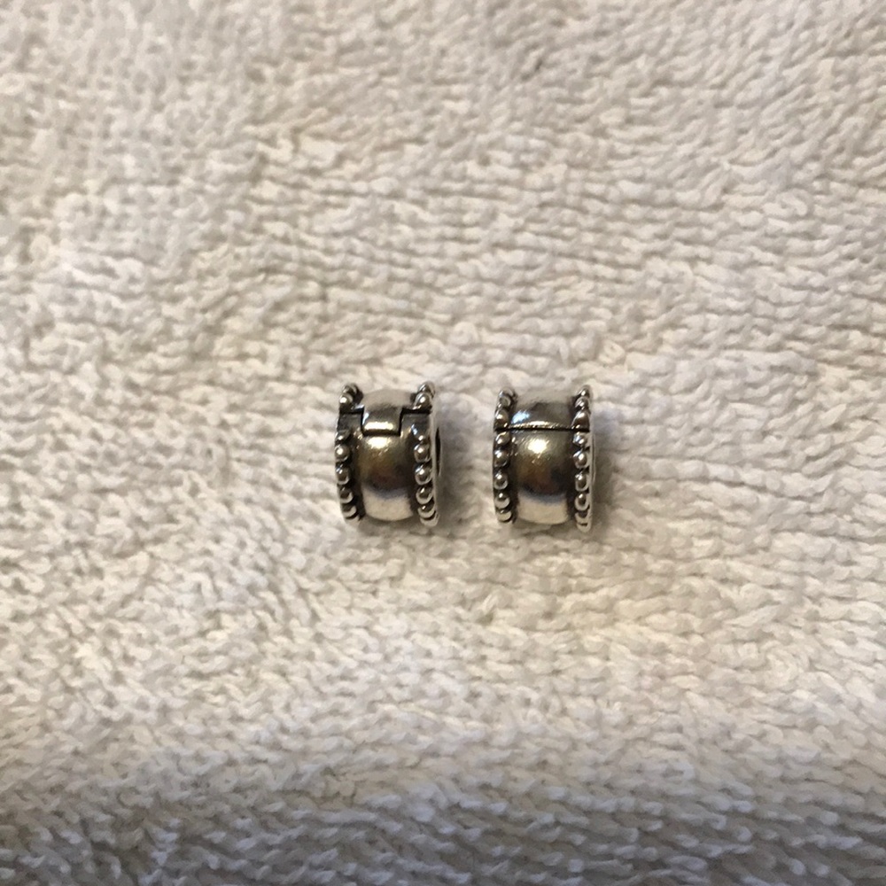 Pandora Clip Beads